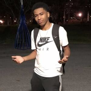 Meet your Posher, Xavier